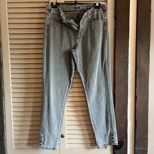 J. Jill Authentic Fit Size 10 Onyx Gray Wash Denim Jeans Slim Ankle